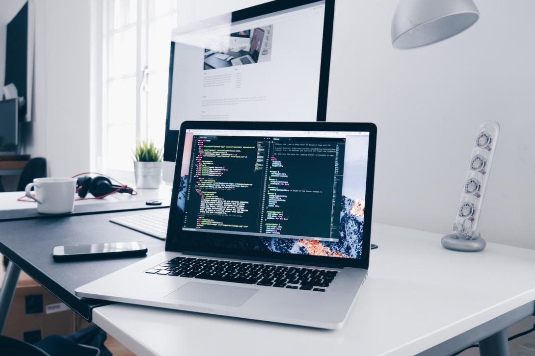 What is the best programming language to develop a back-end for a blog-like web application?