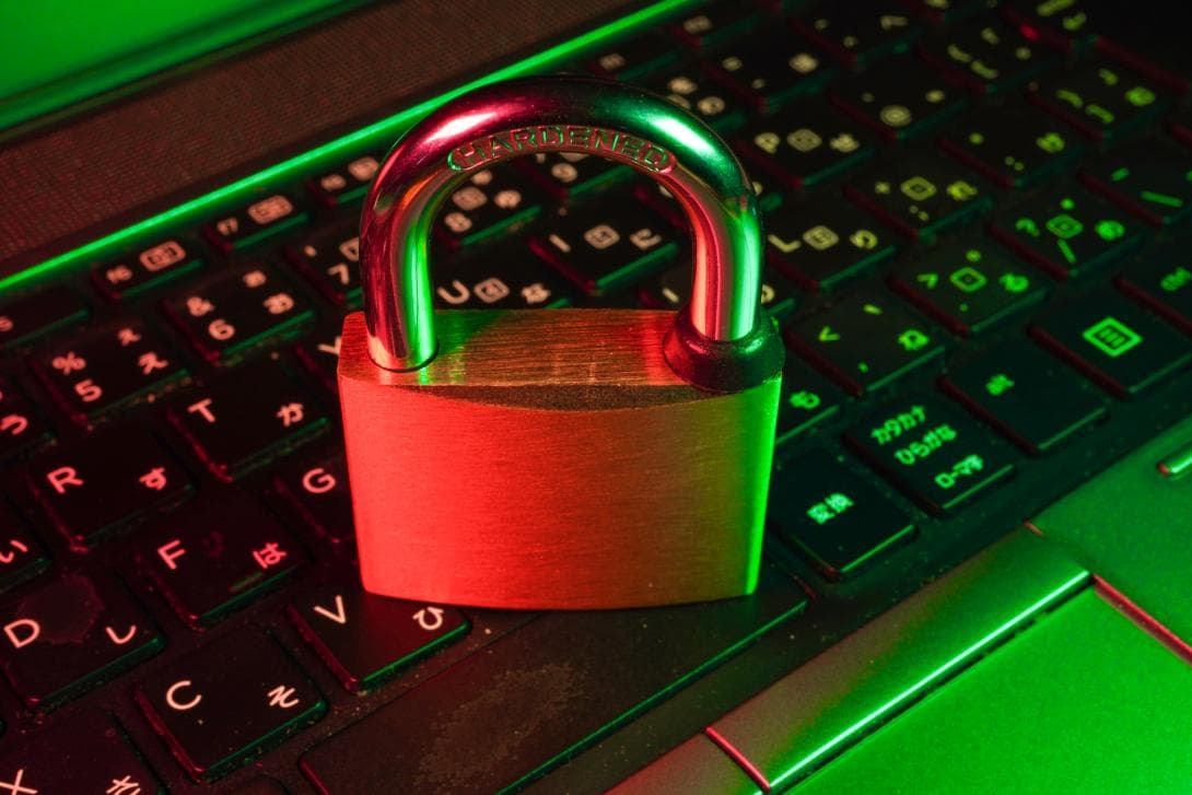 How to access a Linux server through SSH and config key pairs?